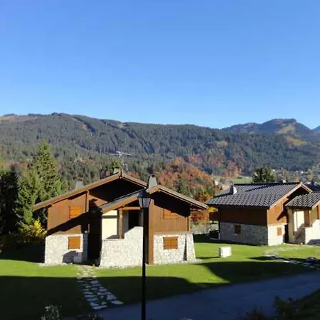 3 Pieces Avec Parking, Pres Des Pistes Et Commerces