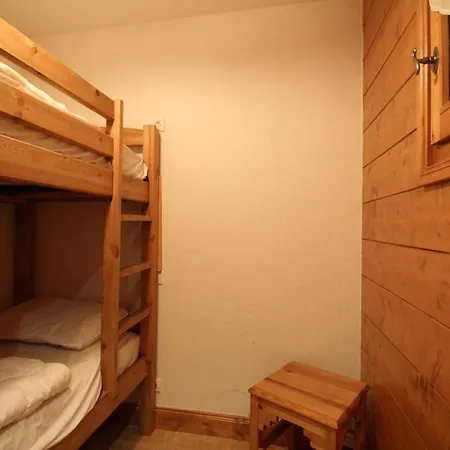 Apartment 3 Pieces Avec Parking, Pres Des Pistes Et Commerces